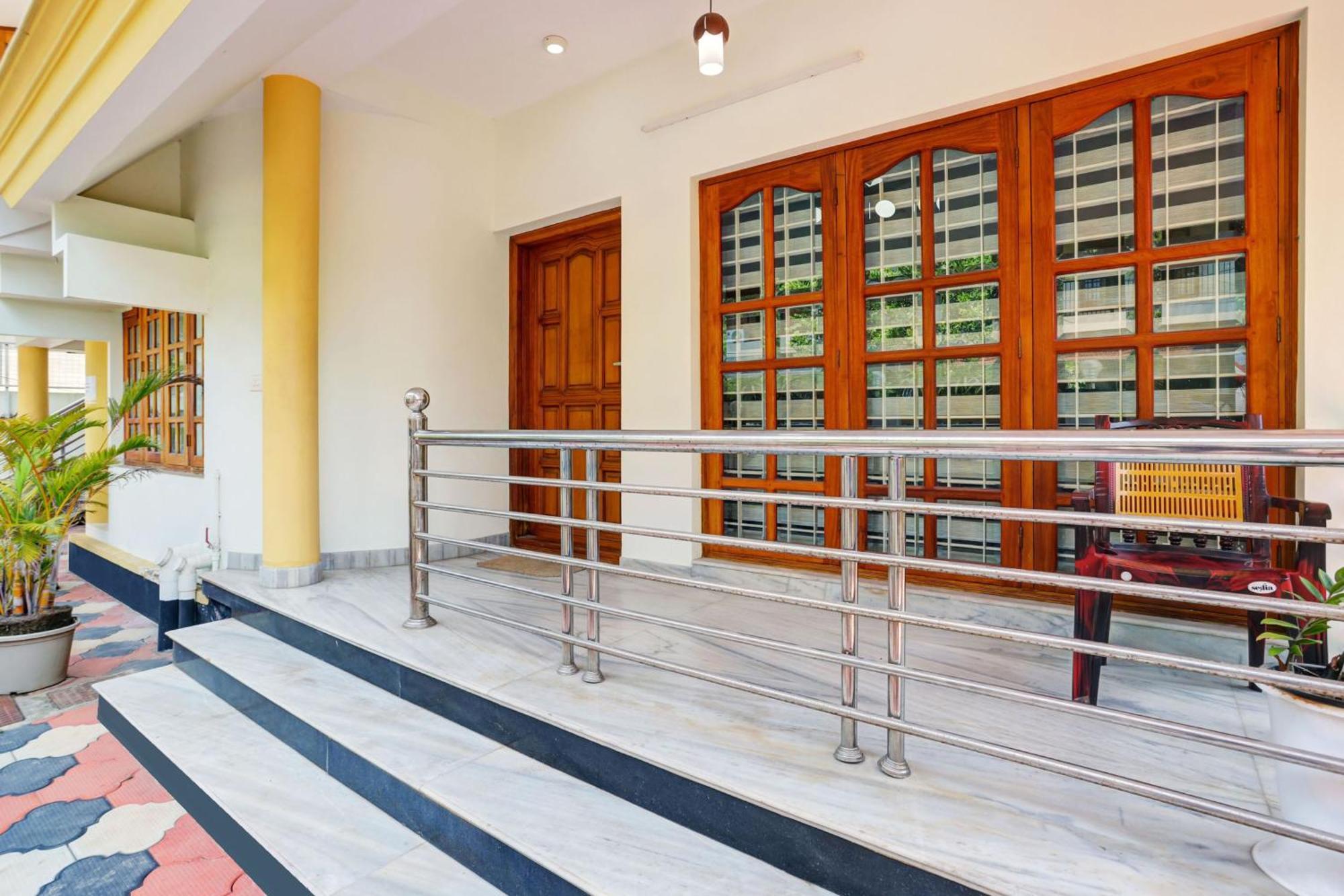 Super Hotel O Lm Residency Thiruvananthapuram Eksteriør billede